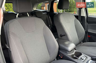 Универсал Ford Focus 2014 в 