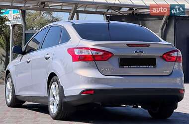 Седан Ford Focus 2013 в 