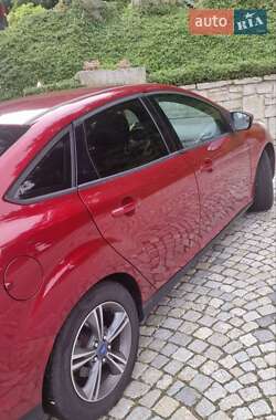 Седан Ford Focus 2014 в 