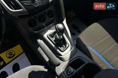 Универсал Ford Focus 2013 в 