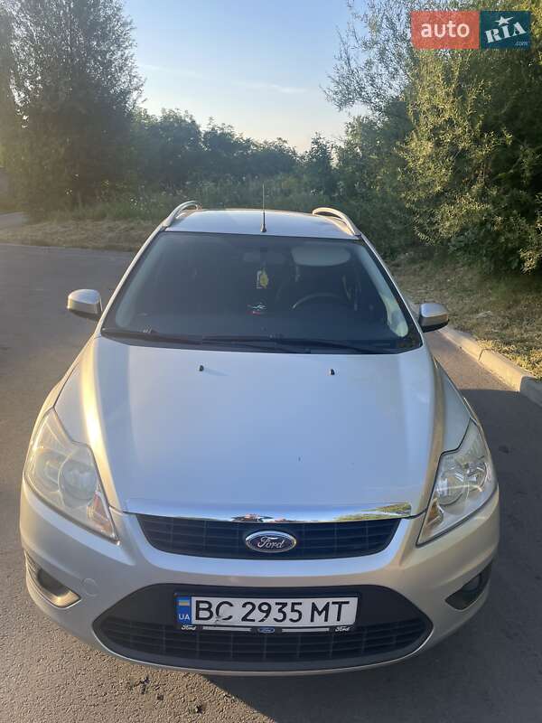 Универсал Ford Focus 2010 в 