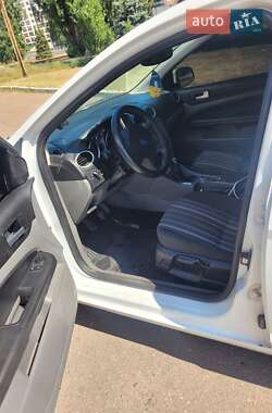 Хэтчбек Ford Focus 2008 в 