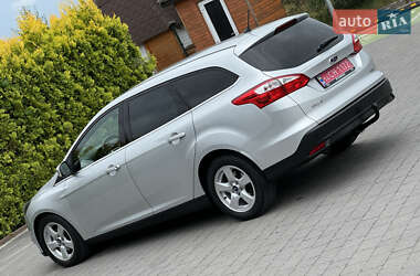 Универсал Ford Focus 2014 в 
