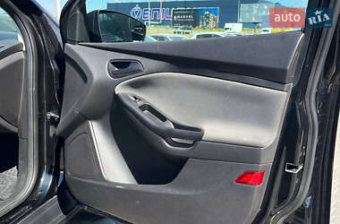 Седан Ford Focus 2013 в 