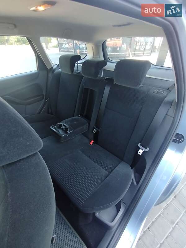 Универсал Ford Focus 2004 в Первомайске