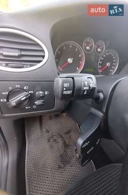 Універсал Ford Focus 2004 в 