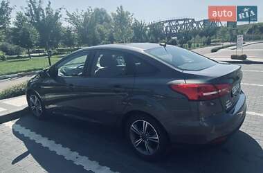 Седан Ford Focus 2017 в 