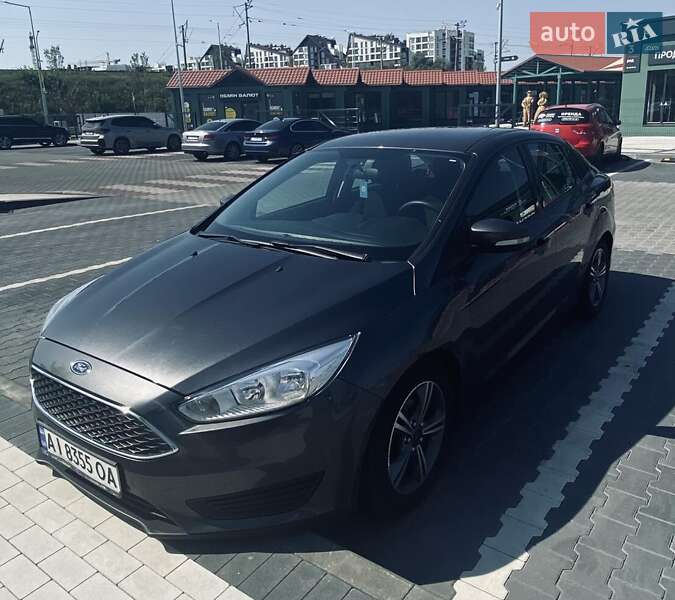 Седан Ford Focus 2017 в 