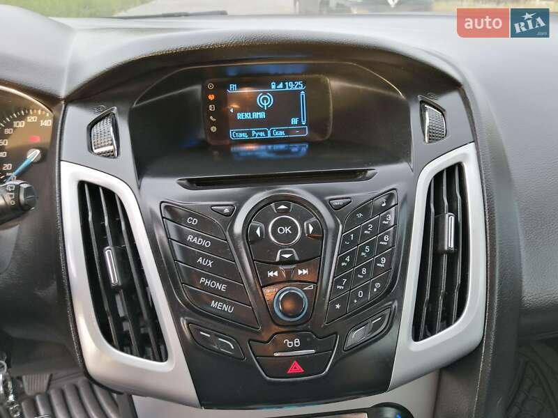 Хэтчбек Ford Focus 2013 в Здолбунове