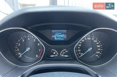 Хэтчбек Ford Focus 2017 в 
