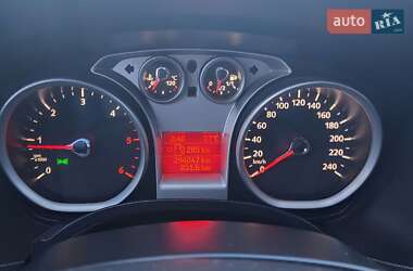 Универсал Ford Focus 2010 в 