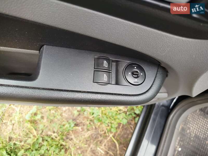 Хэтчбек Ford Focus 2008 в Луцке