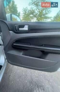 Седан Ford Focus 2008 в 
