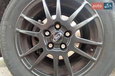 Хэтчбек Ford Focus 2017 в 