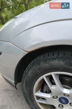 Универсал Ford Focus 2004 в 