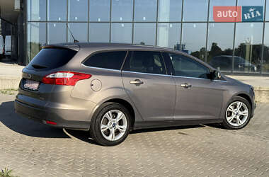Универсал Ford Focus 2013 в 
