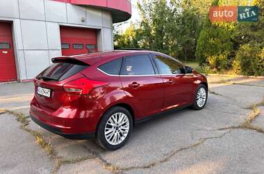 Хэтчбек Ford Focus 2016 в 