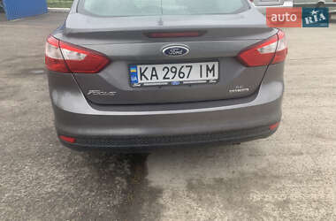 Седан Ford Focus 2013 в 