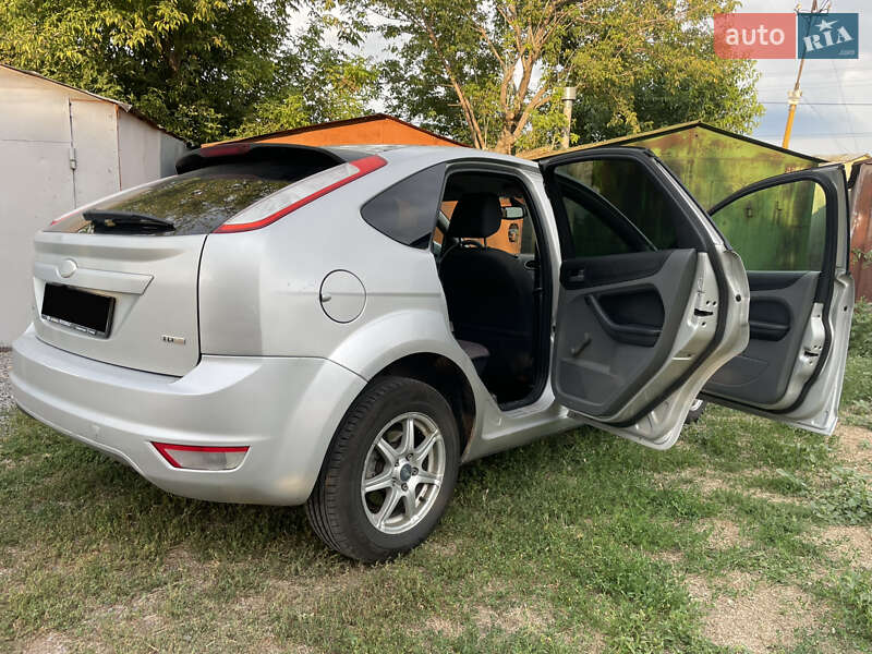 Хэтчбек Ford Focus 2008 в Белой Церкви