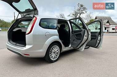 Универсал Ford Focus 2010 в 