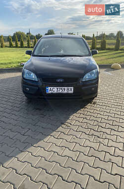 Хэтчбек Ford Focus 2006 в Луцке