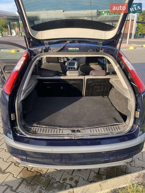 Хэтчбек Ford Focus 2006 в Луцке фото 7 Хэтчбек Ford Focus 2006 в Луцке