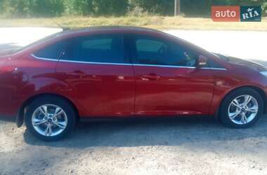 Седан Ford Focus 2014 в 