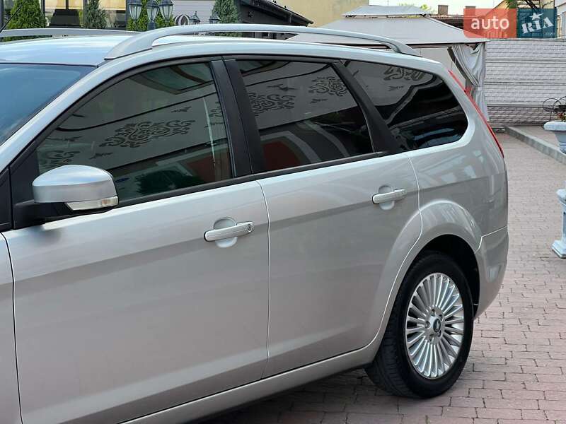 Універсал Ford Focus 2009 в Миргороді