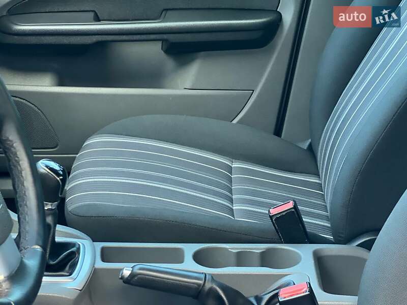 Універсал Ford Focus 2009 в Миргороді