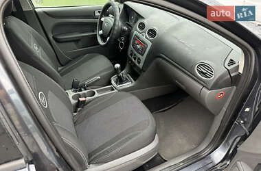 Хэтчбек Ford Focus 2007 в 