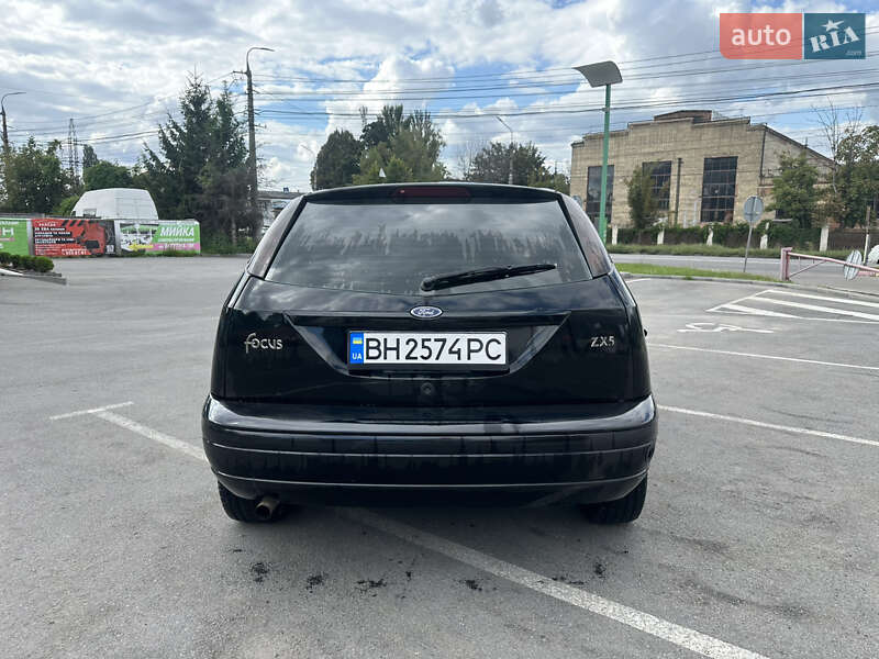 Хэтчбек Ford Focus 2004 в Виннице