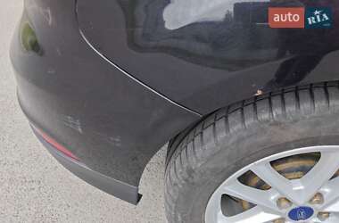 Хэтчбек Ford Focus 2015 в 