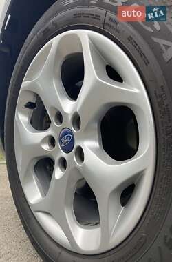 Универсал Ford Focus 2010 в 