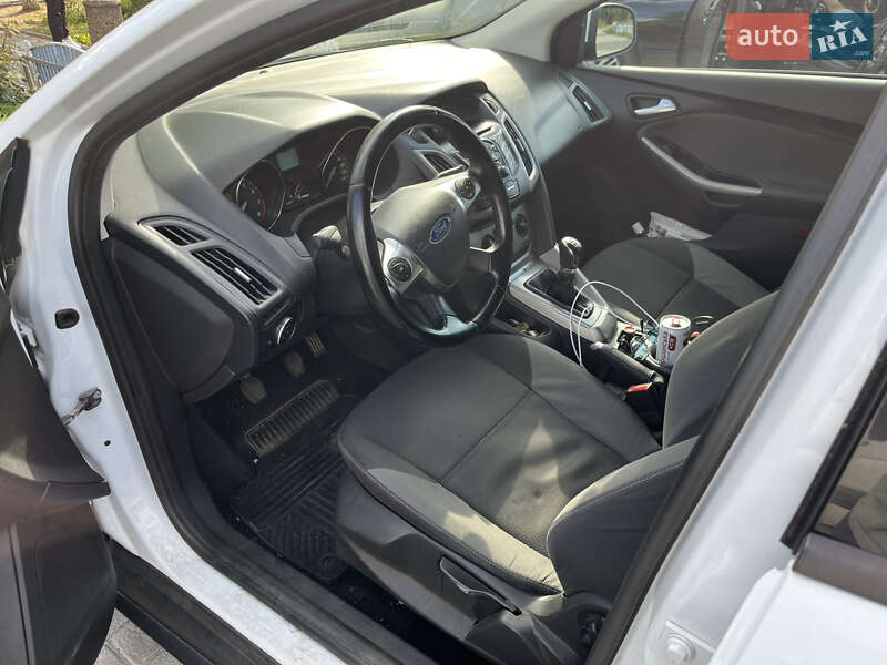 Хэтчбек Ford Focus 2013 в Умани фото 9 Хэтчбек Ford Focus 2013 в Умани