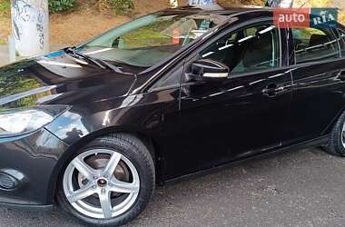Седан Ford Focus 2014 в 