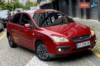 Хэтчбек Ford Focus 2006 в 