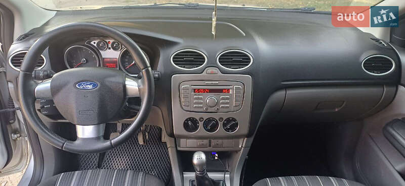 Универсал Ford Focus 2008 в Глухове