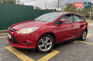 Хэтчбек Ford Focus 2014 в 