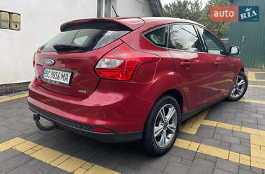 Хэтчбек Ford Focus 2014 в 
