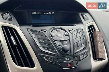 Седан Ford Focus 2011 в 