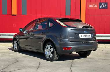 Хэтчбек Ford Focus 2009 в 