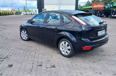 Хэтчбек Ford Focus 2009 в 