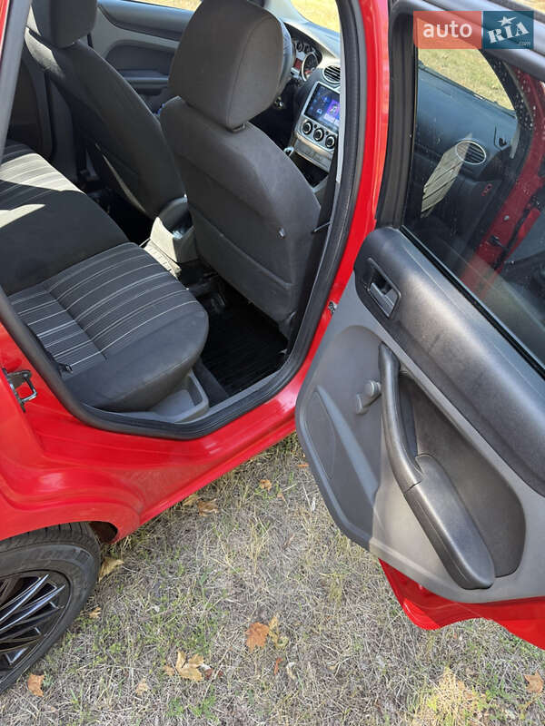 Универсал Ford Focus 2008 в Кривом Роге фото 11 Универсал Ford Focus 2008 в Кривом Роге