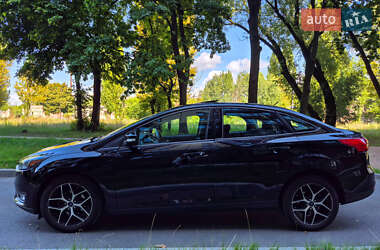 Седан Ford Focus 2017 в 
