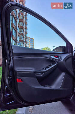 Седан Ford Focus 2017 в 