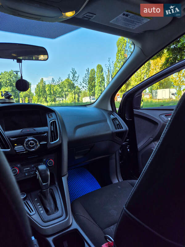 Седан Ford Focus 2017 в Чернигове