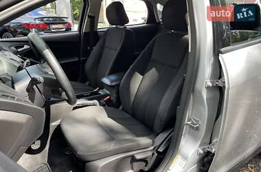 Седан Ford Focus 2016 в 