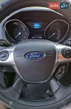 Универсал Ford Focus 2012 в 