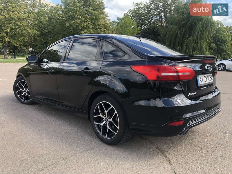 Седан Ford Focus 2015 в Киеве