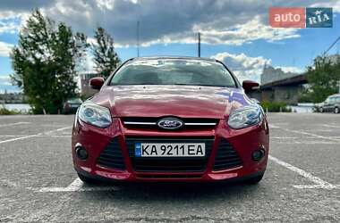 Седан Ford Focus 2014 в 